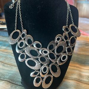 EL silver statement piece necklace